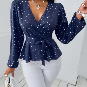 Blusas em manga longa estampada na cor azul